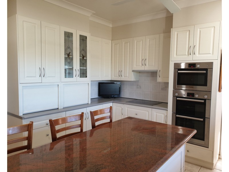 22 Mengarvie Road, Parkes NSW 2870