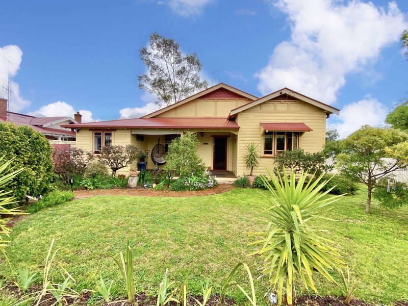1 Black Street, Forbes NSW 2871