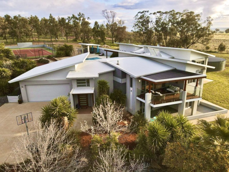 ‘Kanandah’ 139B Deep Lead Road, Parkes NSW 2870