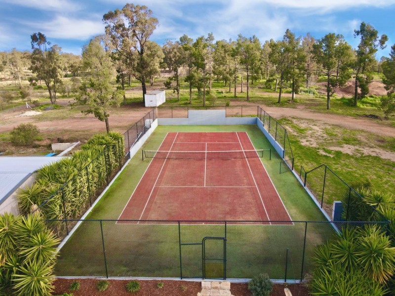 ‘Kanandah’ 139B Deep Lead Road, Parkes NSW 2870