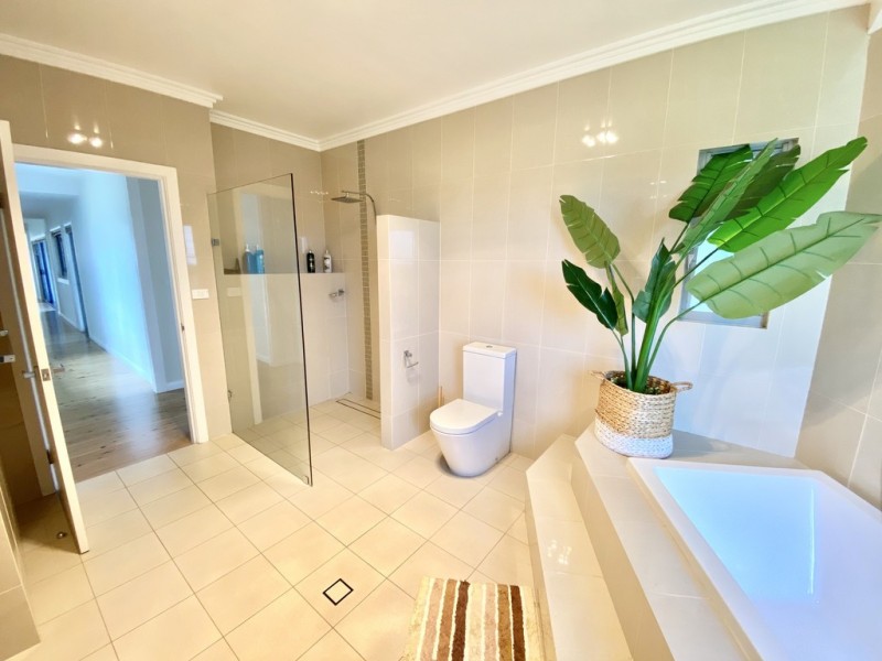 ‘Kanandah’ 139B Deep Lead Road, Parkes NSW 2870