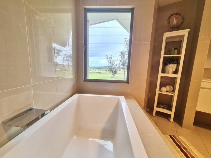 ‘Kanandah’ 139B Deep Lead Road, Parkes NSW 2870