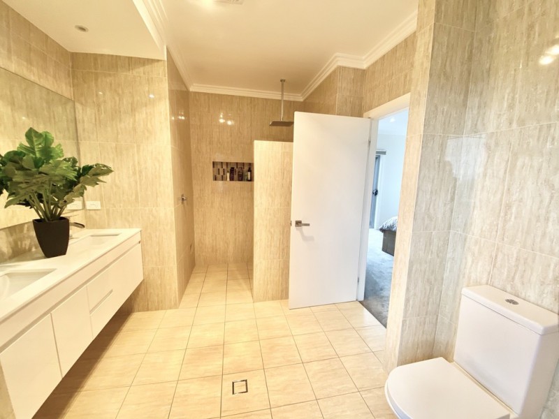 ‘Kanandah’ 139B Deep Lead Road, Parkes NSW 2870