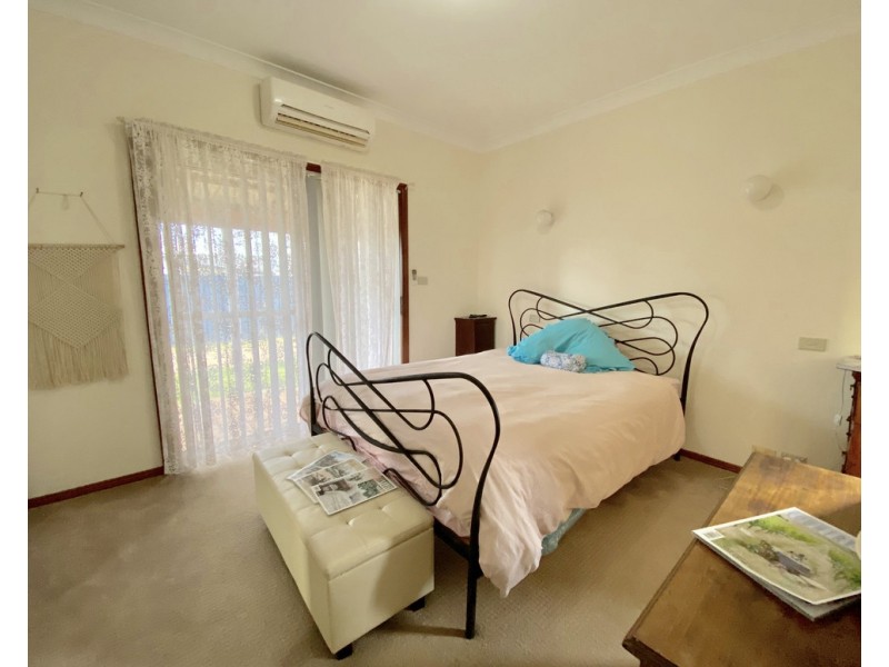 228 Nash Street, Parkes NSW 2870