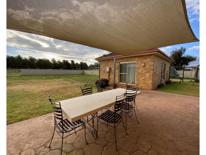 228 Nash Street, Parkes NSW 2870