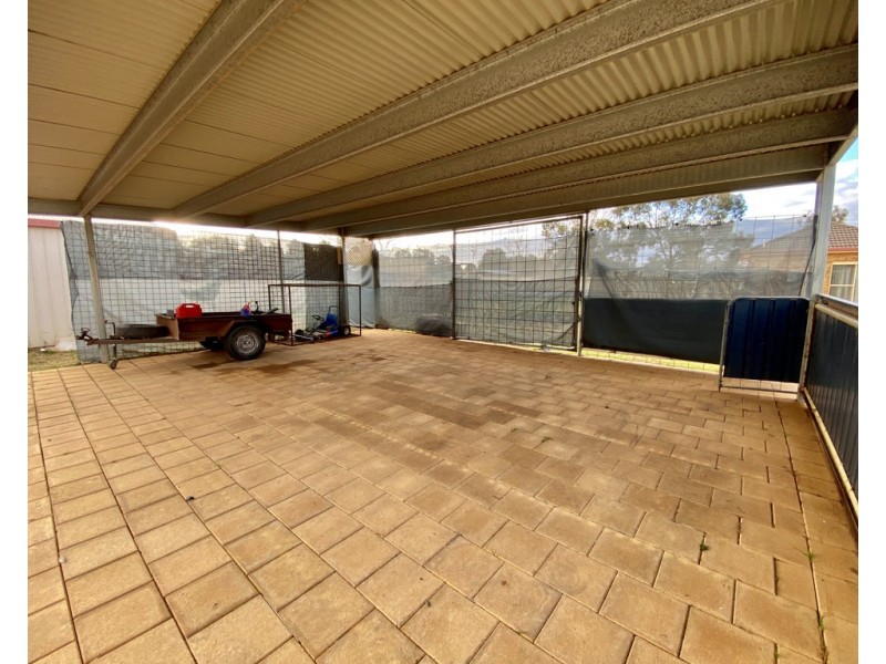 228 Nash Street, Parkes NSW 2870