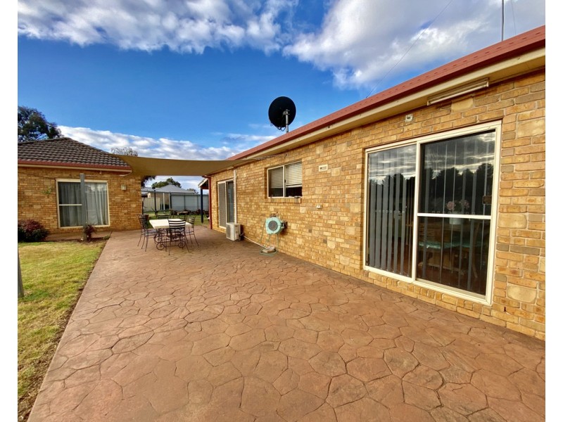 228 Nash Street, Parkes NSW 2870