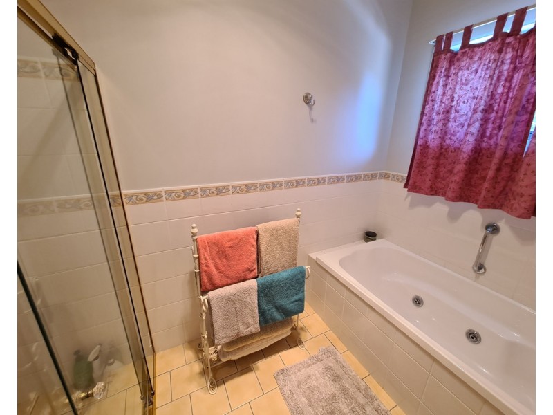 18 Lawson Street, Parkes NSW 2870