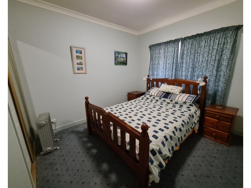 18 Lawson Street, Parkes NSW 2870