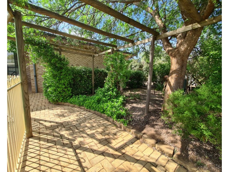 18 Lawson Street, Parkes NSW 2870