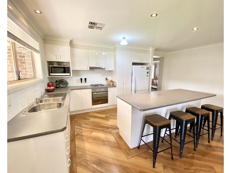 5 Dunstan Close, Forbes NSW 2871