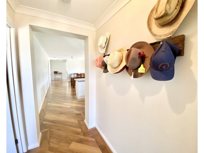 5 Dunstan Close, Forbes NSW 2871