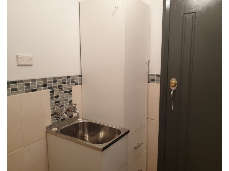 31 Westcott Crescent, Parkes NSW 2870