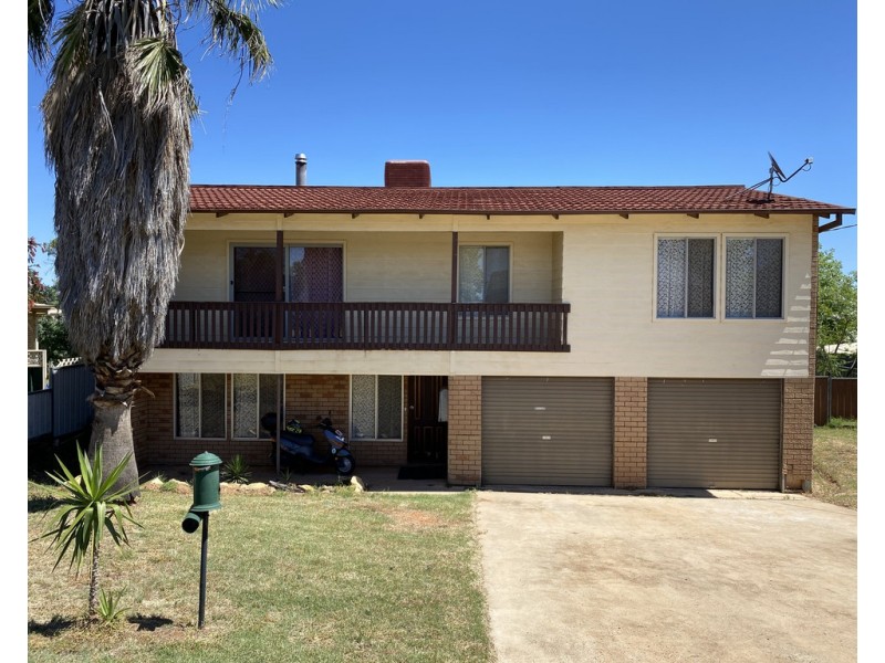 17 McGregor Street, Condobolin NSW 2877