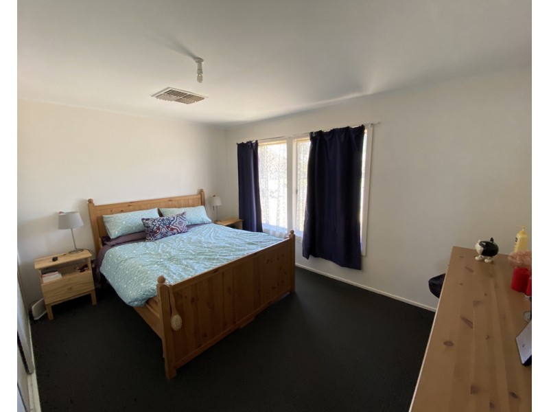 17 McGregor Street, Condobolin NSW 2877