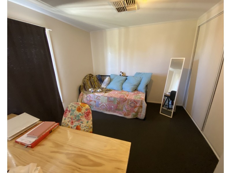 17 McGregor Street, Condobolin NSW 2877