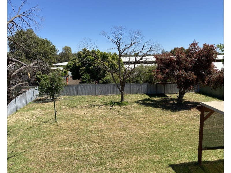 17 McGregor Street, Condobolin NSW 2877