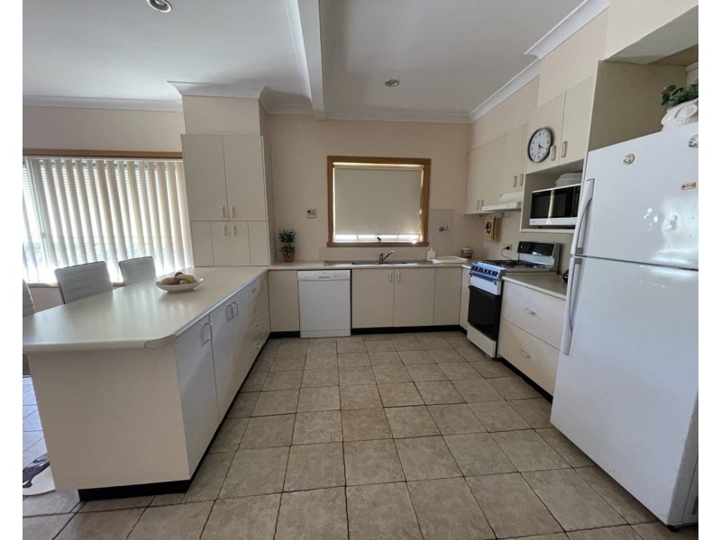 15 Gallop Avenue, Parkes NSW 2870