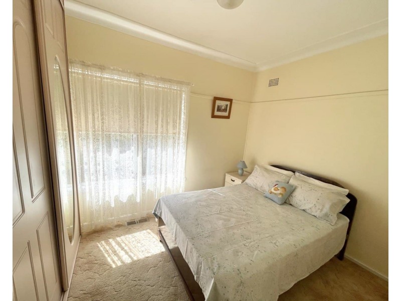 15 Gallop Avenue, Parkes NSW 2870