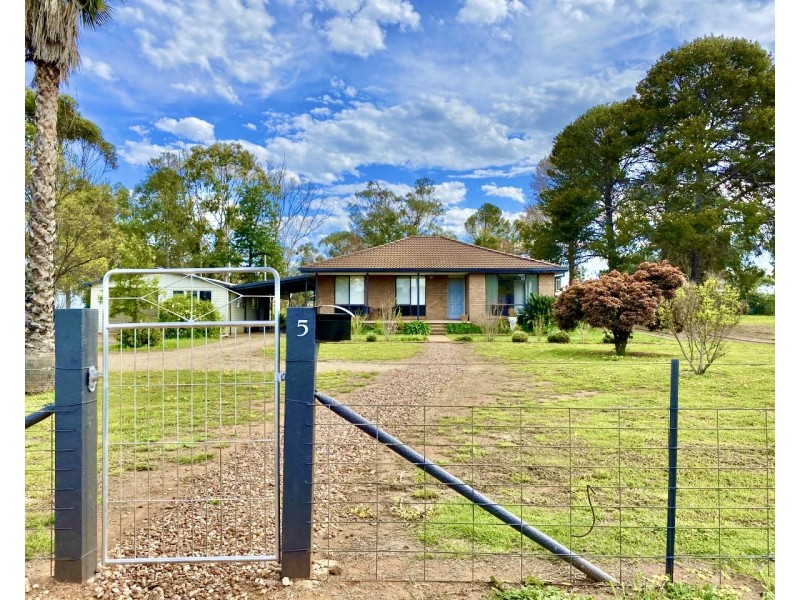 5 Rogers Street, Condobolin NSW 2877