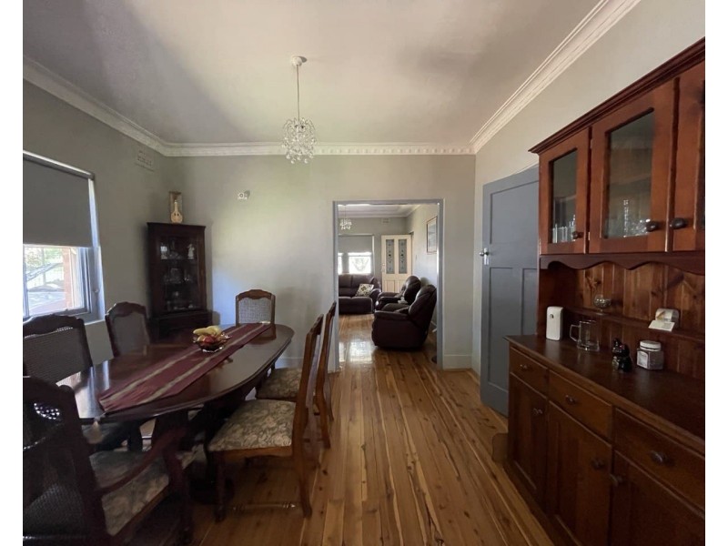 41 Boori Street, Peak Hill NSW 2869