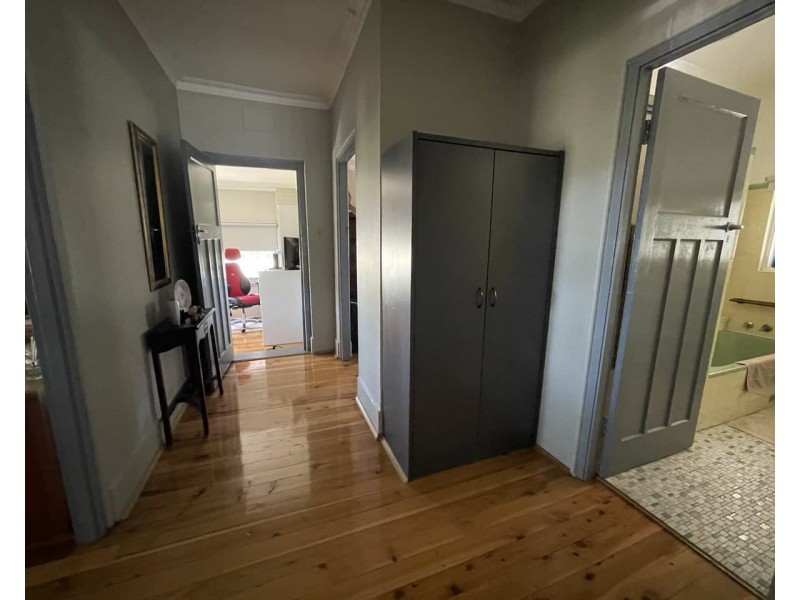 41 Boori Street, Peak Hill NSW 2869