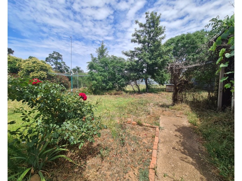 30 Coleman Road, Parkes NSW 2870