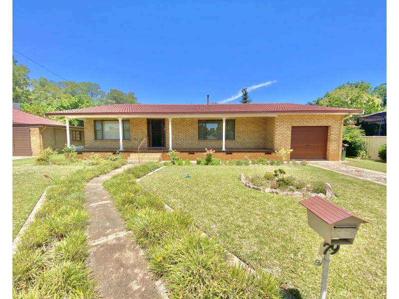 79 Bathurst Street, Forbes NSW 2871