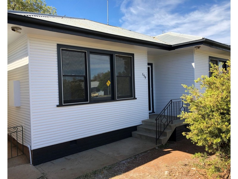 159 Farnell Street, Forbes NSW 2871