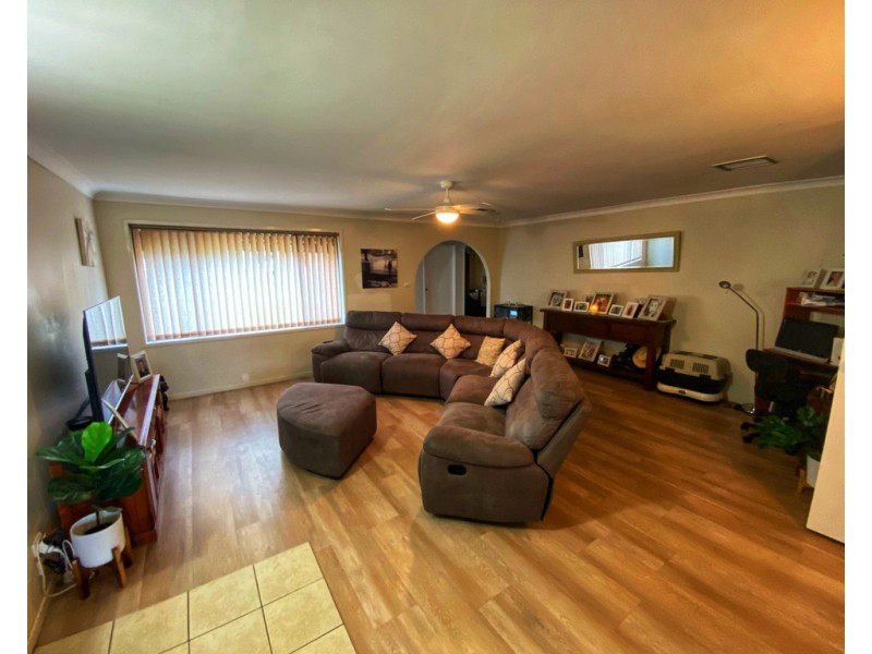 4 High Street, Condobolin NSW 2877