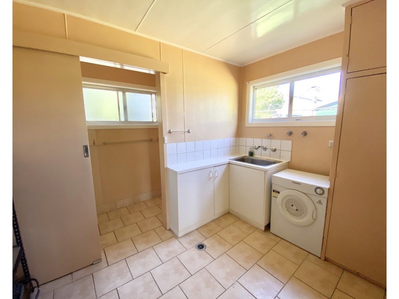 39 Flint Street, Forbes NSW 2871