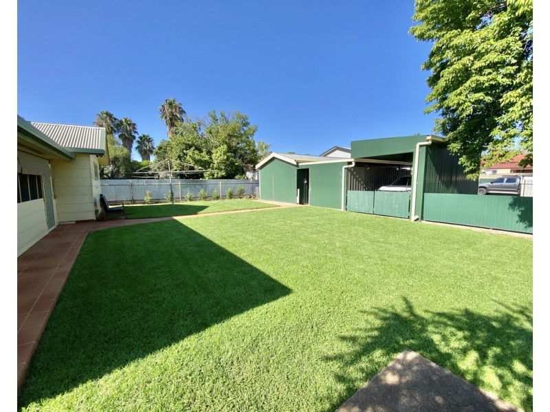 39 Flint Street, Forbes NSW 2871