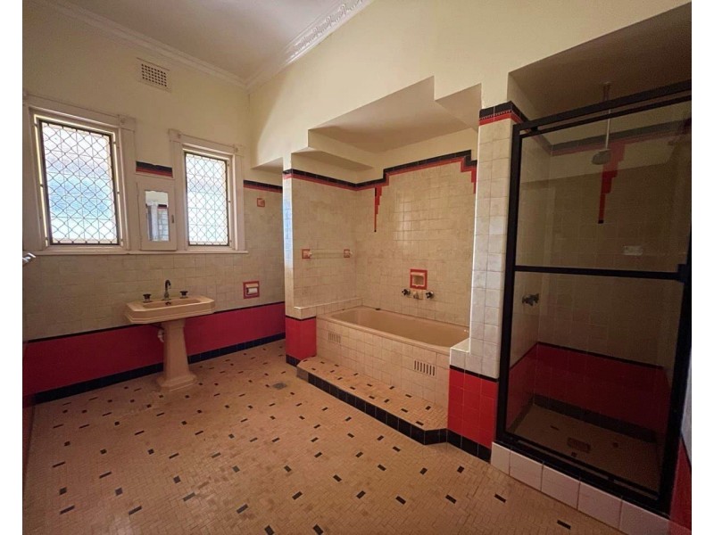 34-36 Orange Street, Parkes NSW 2870