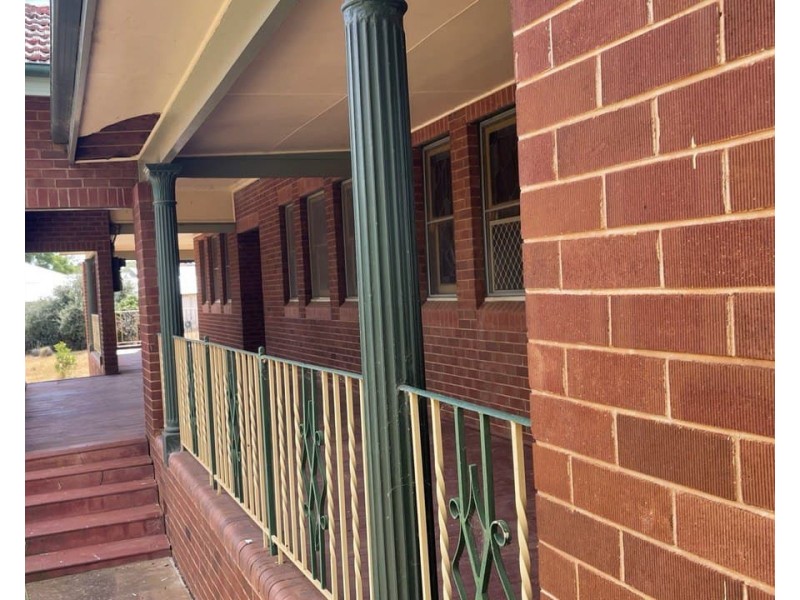 34-36 Orange Street, Parkes NSW 2870