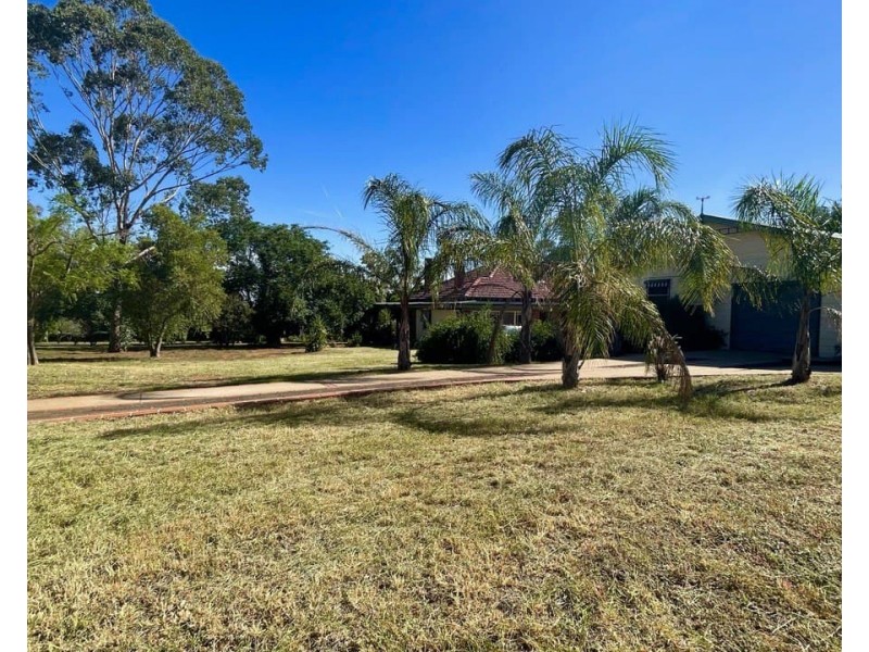 34-36 Orange Street, Parkes NSW 2870