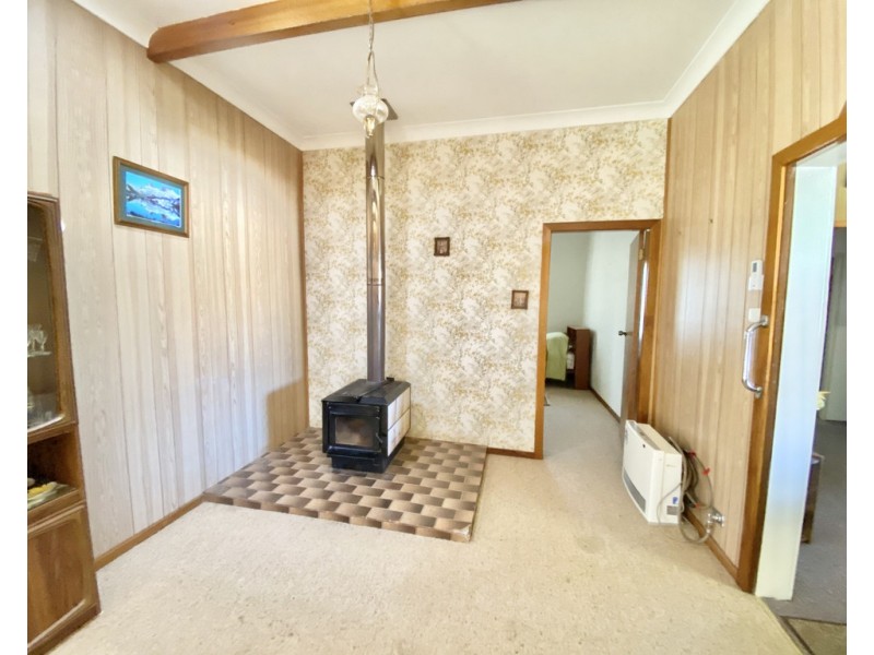 158 Derribong Street, Peak Hill NSW 2869