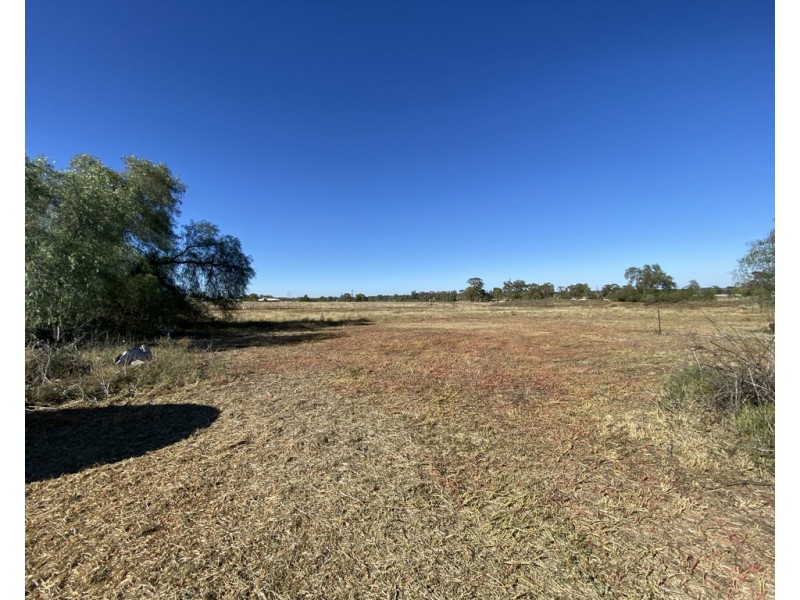 158 Derribong Street, Peak Hill NSW 2869