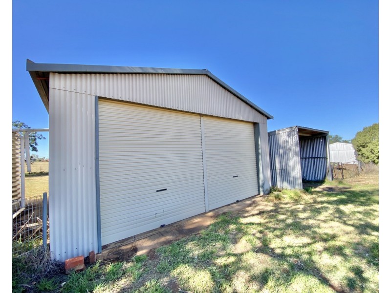 158 Derribong Street, Peak Hill NSW 2869