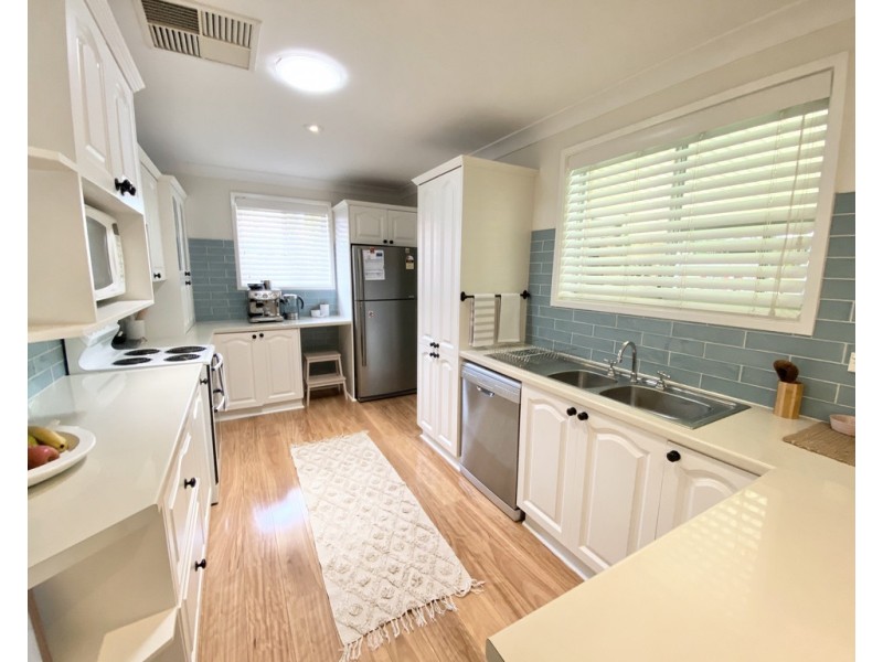 15 Coolabah Street, Forbes NSW 2871