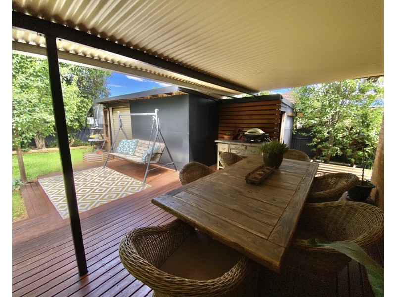 15 Coolabah Street, Forbes NSW 2871