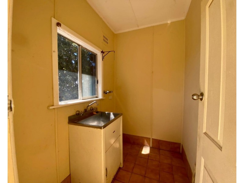 7 High Street, Parkes NSW 2870