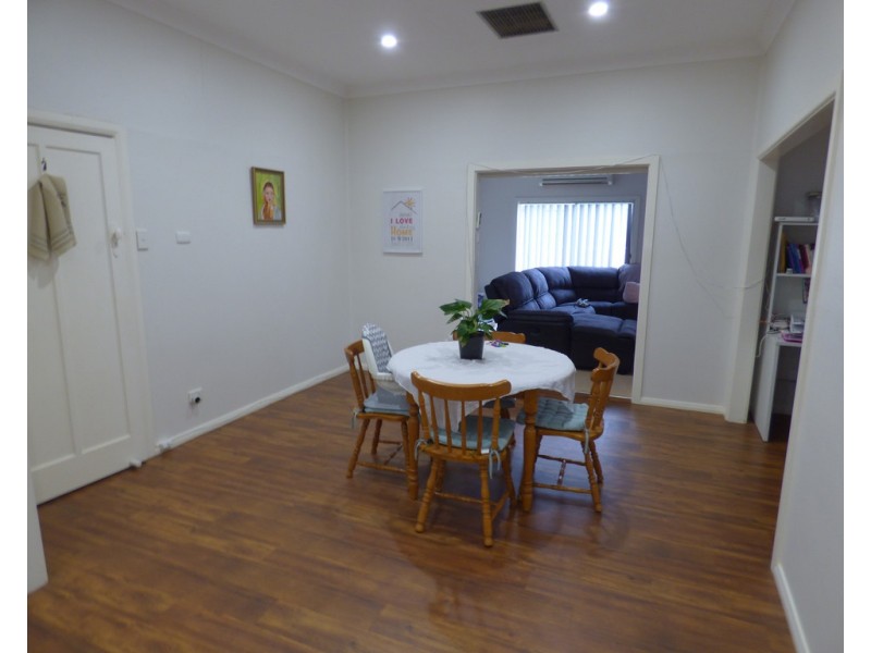 2 Reid Street, Forbes NSW 2871