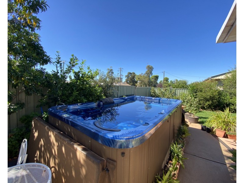 152 Bathurst Street, Condobolin NSW 2877