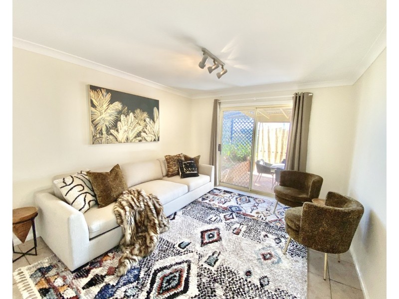 9 Mimosa Road, Parkes NSW 2870