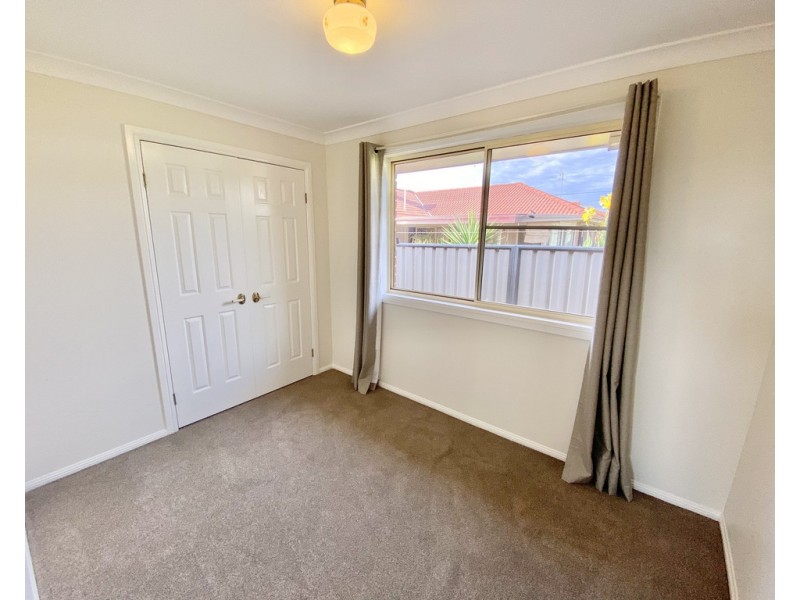 9 Mimosa Road, Parkes NSW 2870