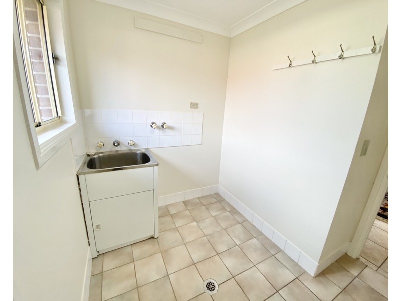 9 Mimosa Road, Parkes NSW 2870