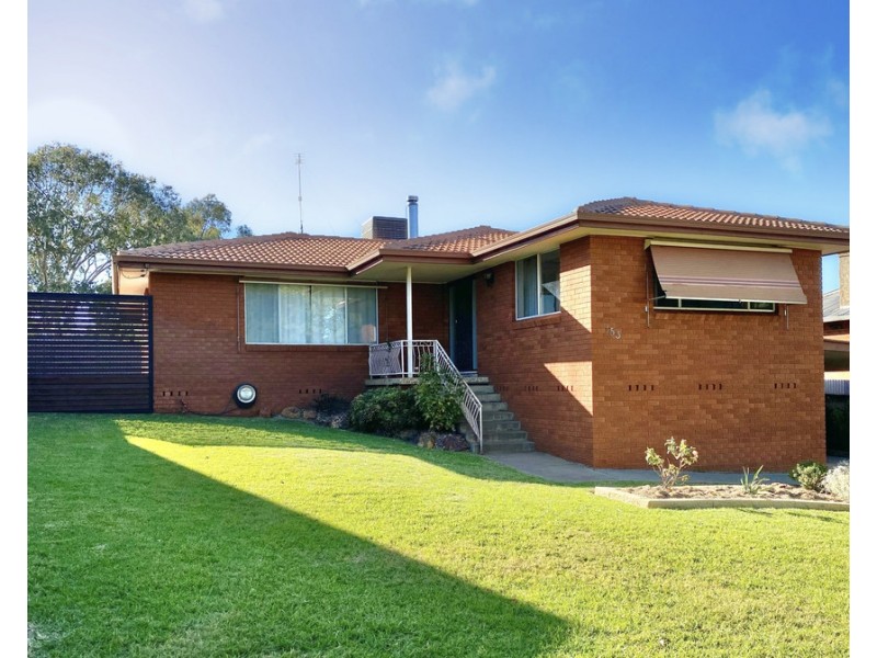 153 Currajong Street, Parkes NSW 2870