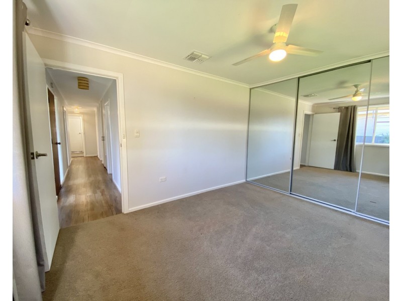 153 Currajong Street, Parkes NSW 2870