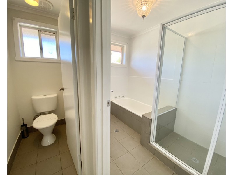 153 Currajong Street, Parkes NSW 2870