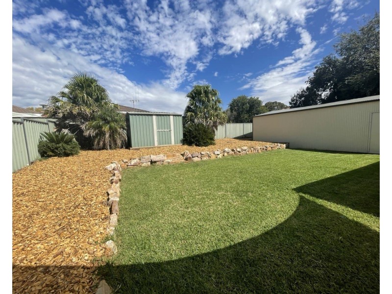 55 Medlyn Street, Parkes NSW 2870
